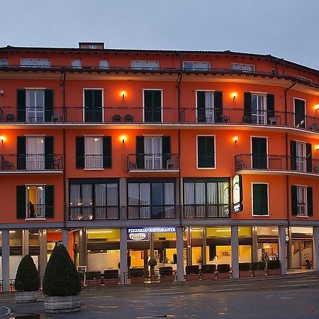 Hotel Residence Dei Fiori Бавено Экстерьер фото